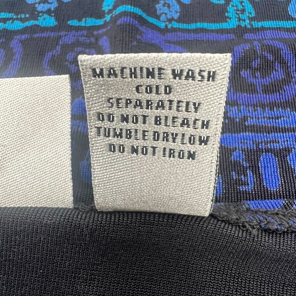 Chico's Travelers 1/M Tank Shell Top Acetate Slinky Stretch Knit Blue Print - Picture 4 of 7